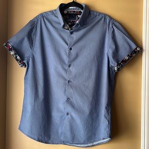 Men’s shortsleeved button down shirt, denim and flower brand, XL